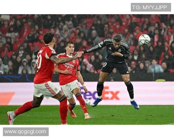 友谊赛惊现冷门本菲卡与马竞激战成平局补时进球引发全场狂欢 友谊赛惊现冷门本菲卡与马竞激战成平局补时进球引发全场狂欢