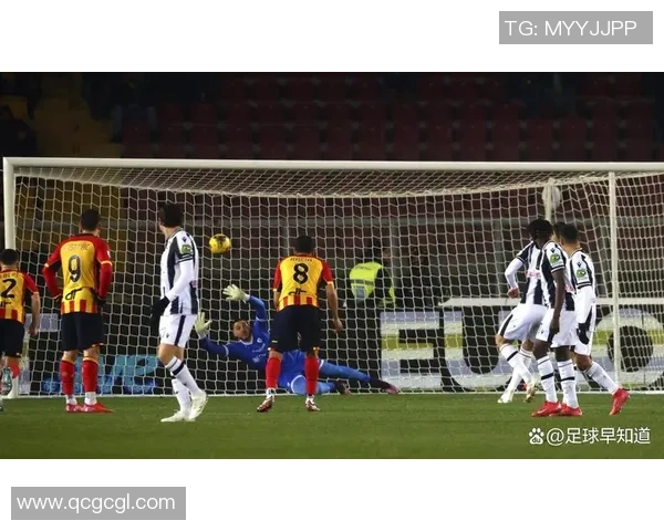 德甲激战：AC米兰与切尔西战平争议判罚引发全场热议