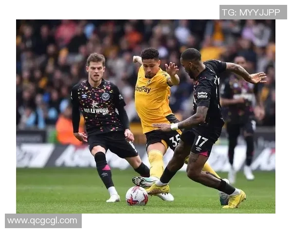 国王杯精彩对决那不勒斯3-0曼城乌龙球引发全场热议